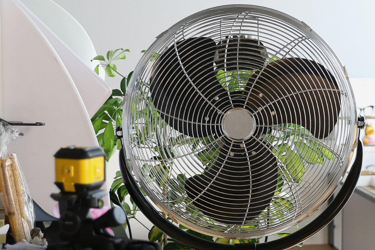 Calor em Alta? Saiba Como Escolher as Melhores Ventoinhas para Refrescar a Casa