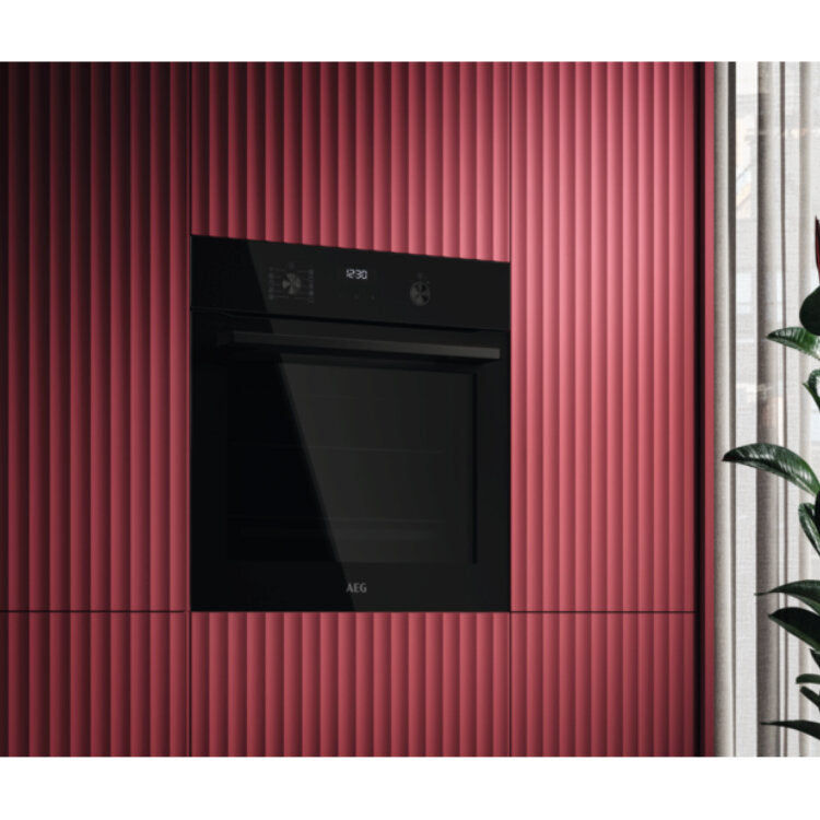 AEG FORNO MULTIF 72LT PRETO (A+) TU5AB20WSK